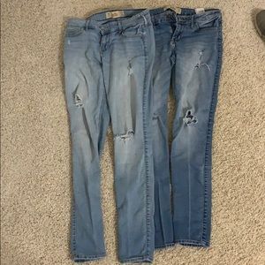 2 pairs Hollister Super Skinny Jeans